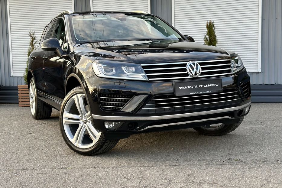 Продам Volkswagen Touareg R Line 2017 года в Киеве