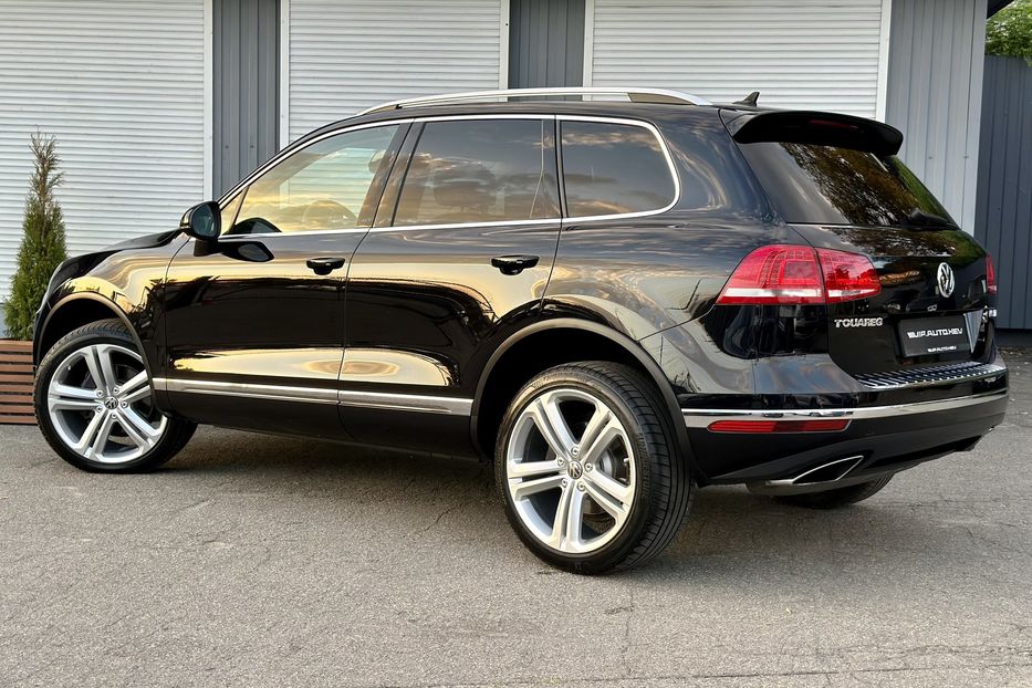 Продам Volkswagen Touareg R Line 2017 года в Киеве