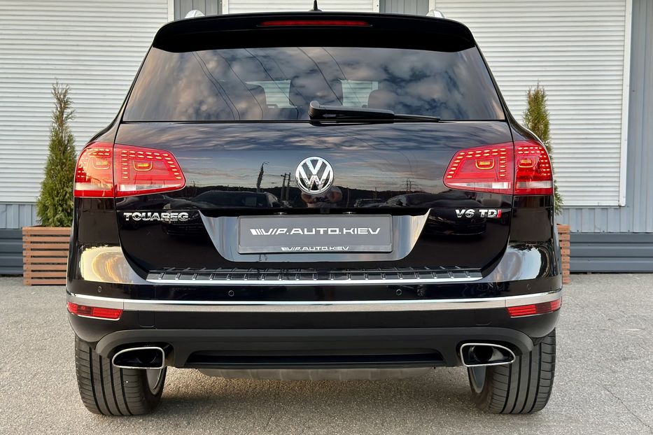 Продам Volkswagen Touareg R Line 2017 года в Киеве