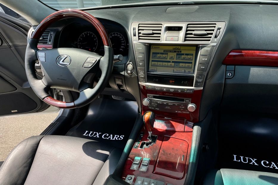 Продам Lexus LS 460 AWD 2010 года в Киеве