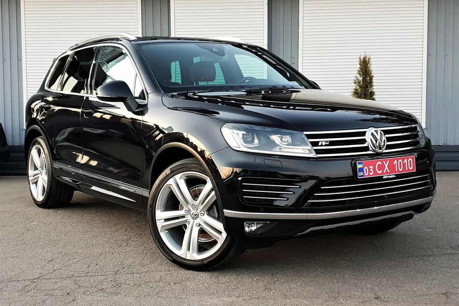 Продам Volkswagen Touareg R-Line Exclusive 2016 года в Киеве