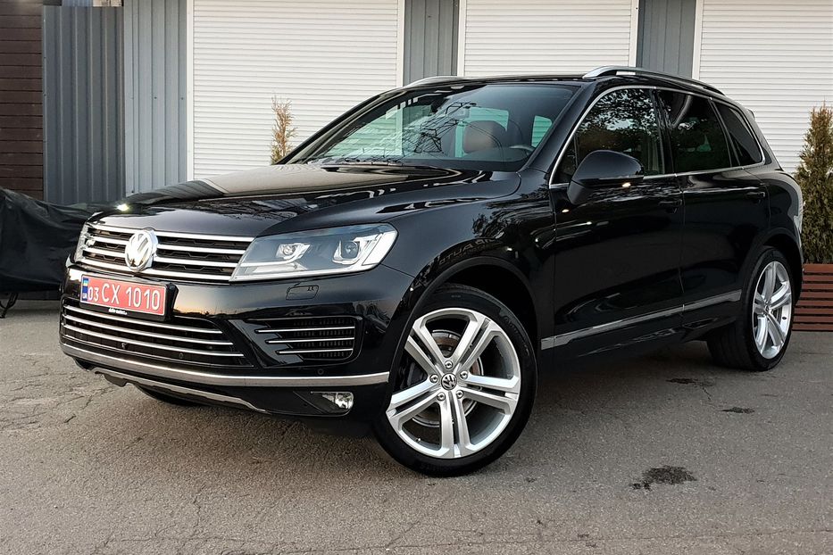 Продам Volkswagen Touareg R-Line Exclusive 2016 года в Киеве