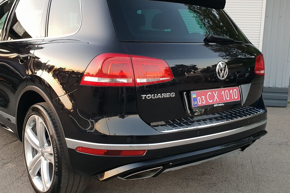 Продам Volkswagen Touareg R-Line Exclusive 2016 года в Киеве