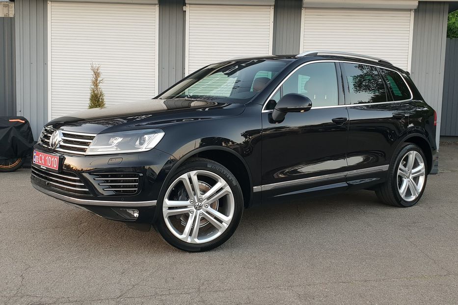 Продам Volkswagen Touareg R-Line Exclusive 2016 года в Киеве