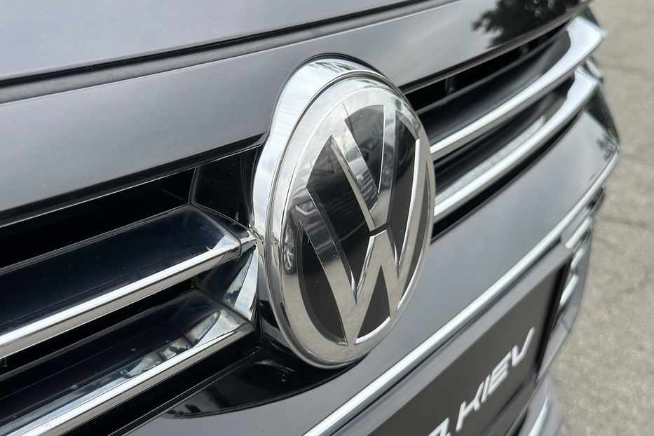 Продам Volkswagen Arteon R Line 2019 года в Киеве
