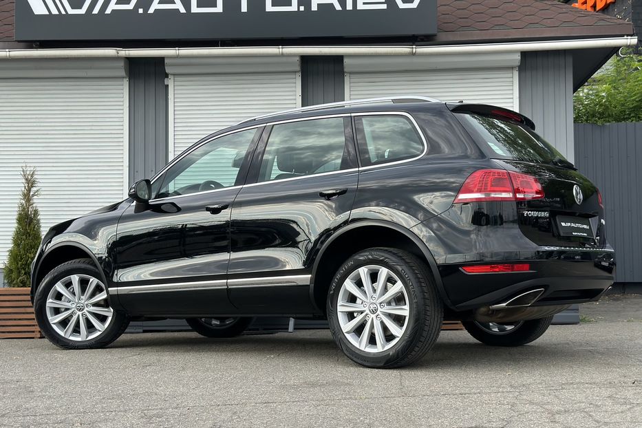 Продам Volkswagen Touareg Executive  2014 года в Киеве