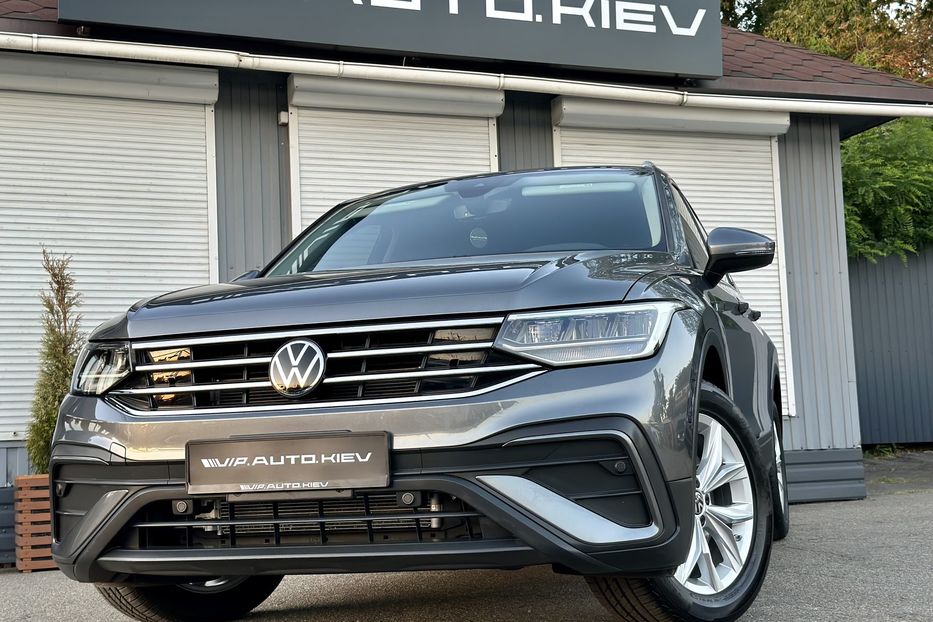 Продам Volkswagen Tiguan Long 7m 2022 года в Киеве