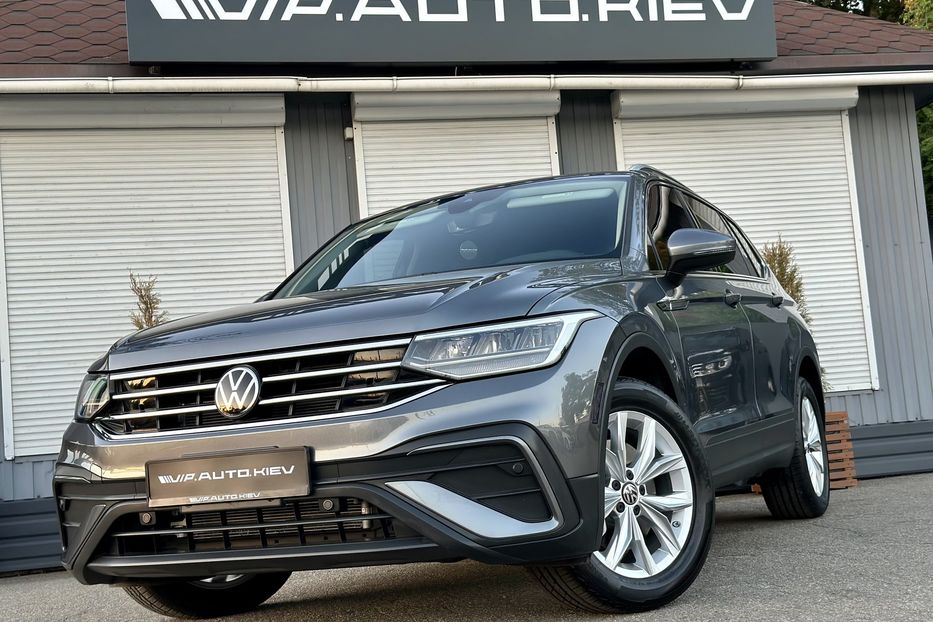 Продам Volkswagen Tiguan Long 7m 2022 года в Киеве