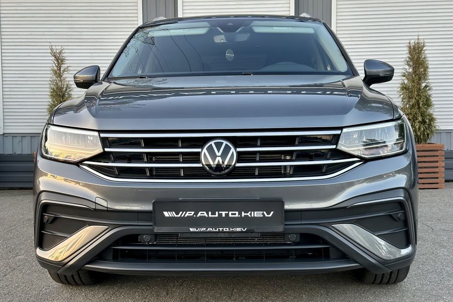 Продам Volkswagen Tiguan Long 7m 2022 года в Киеве