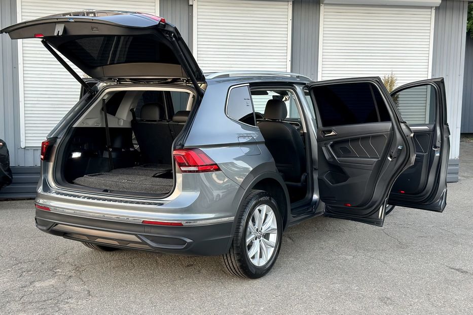 Продам Volkswagen Tiguan Long 7m 2022 года в Киеве