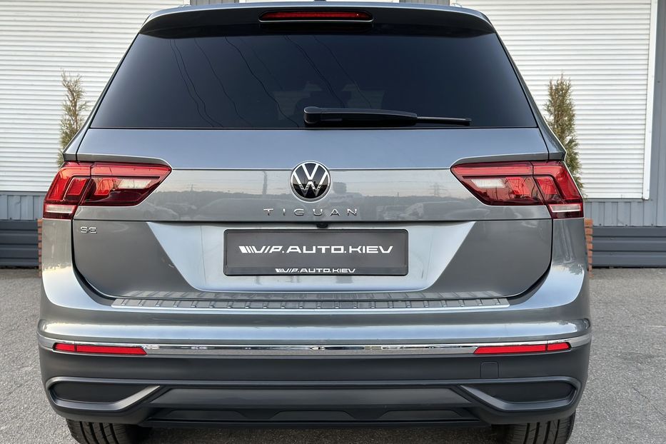 Продам Volkswagen Tiguan Long 7m 2022 года в Киеве