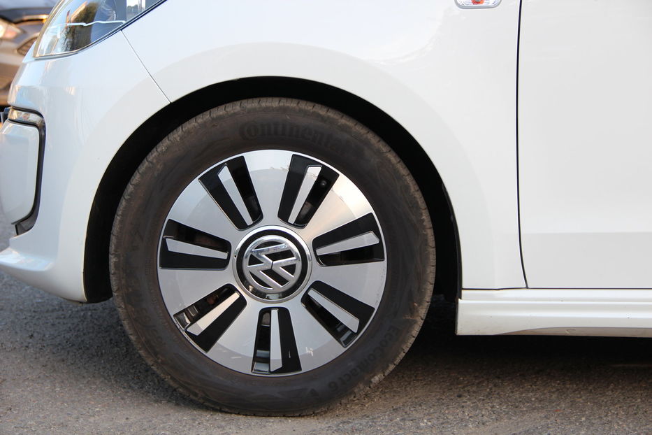 Продам Volkswagen Up electro 19 кВт  2015 года в Одессе