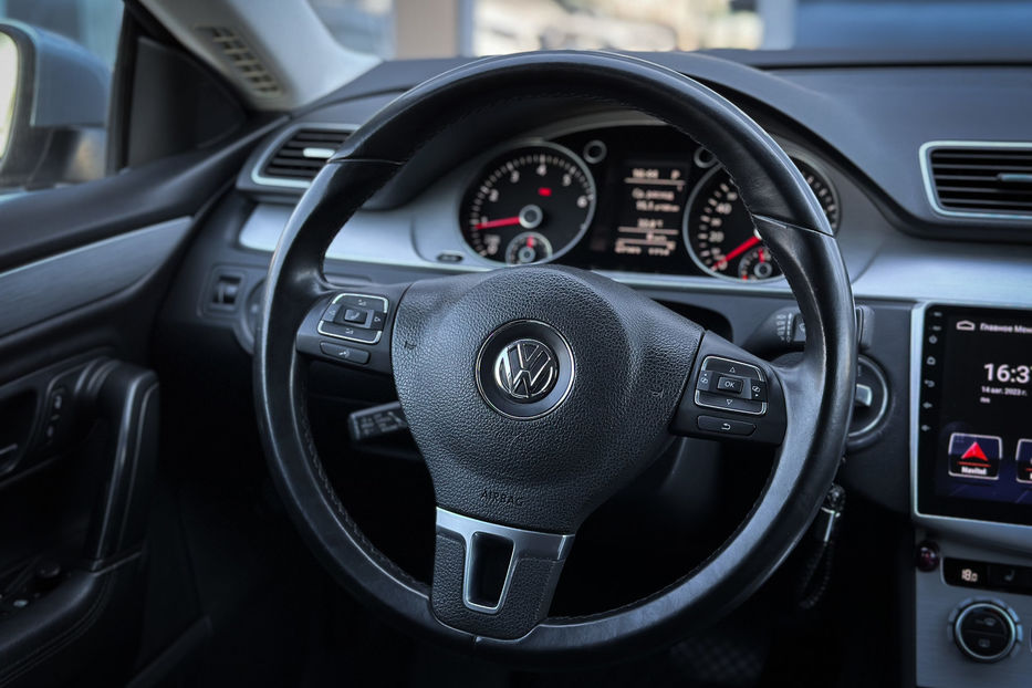 Продам Volkswagen Passat CC 2012 года в Черновцах