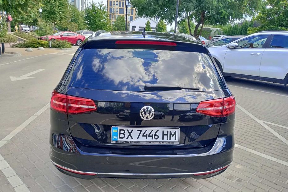 Продам Volkswagen Passat B8 Highline 110кВт 2015 года в Киеве