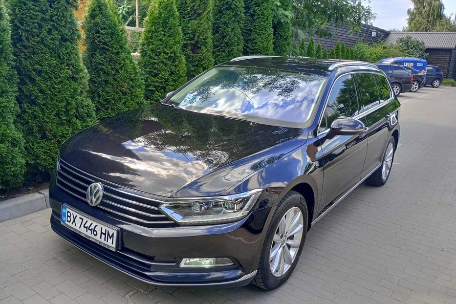 Продам Volkswagen Passat B8 Highline 110кВт 2015 года в Киеве