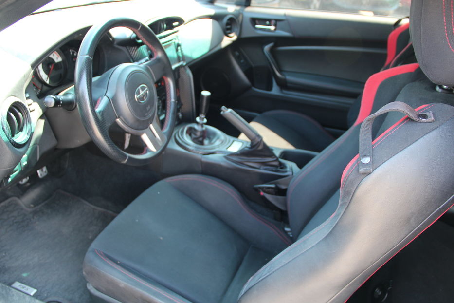 Продам Toyota GT 86   2013 года в Одессе