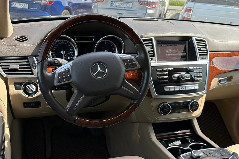 Продам Mercedes-Benz GL-Class 350BlueTec 4matic 2013 года в Черновцах