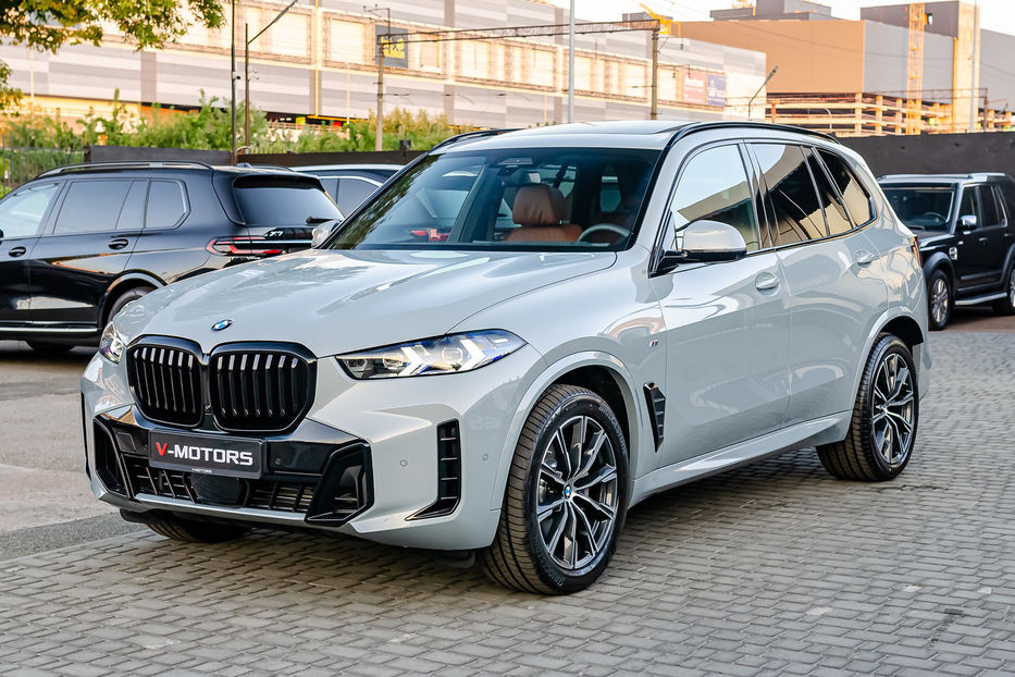 Продам BMW X5 30d Individual 2023 года в Киеве