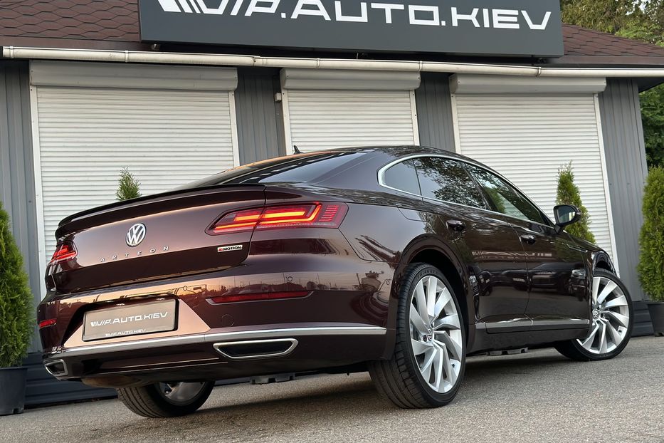 Продам Volkswagen Arteon 3X R Line 2018 года в Киеве