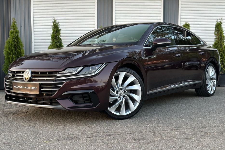 Продам Volkswagen Arteon 3X R Line 2018 года в Киеве