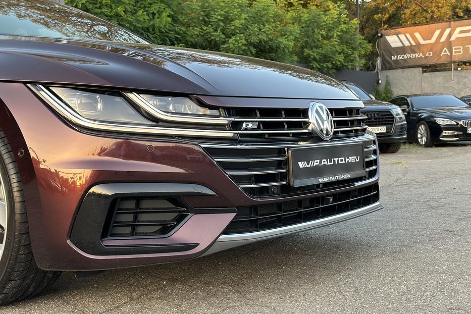 Продам Volkswagen Arteon 3X R Line 2018 года в Киеве