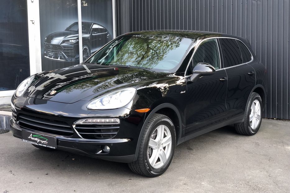 Продам Porsche Cayenne 3.0 diesel 2014 года в Киеве