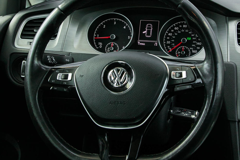 Продам Volkswagen Golf VII TDI 2014 года в Черновцах