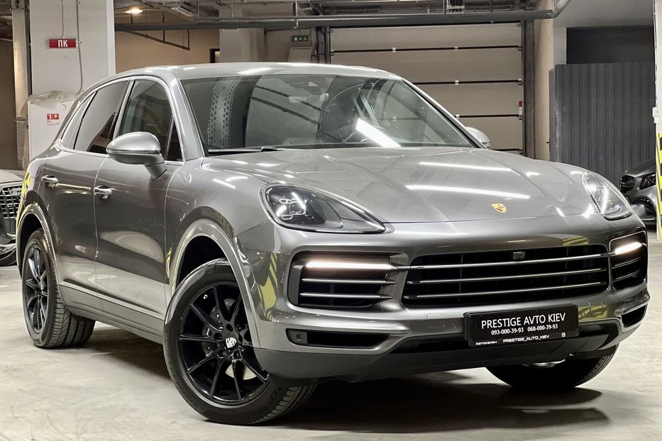 Продам Porsche Cayenne 2018 года в Киеве