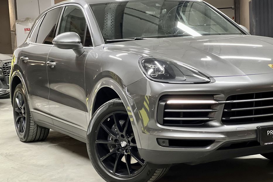 Продам Porsche Cayenne 2018 года в Киеве