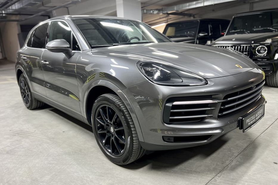 Продам Porsche Cayenne 2018 года в Киеве