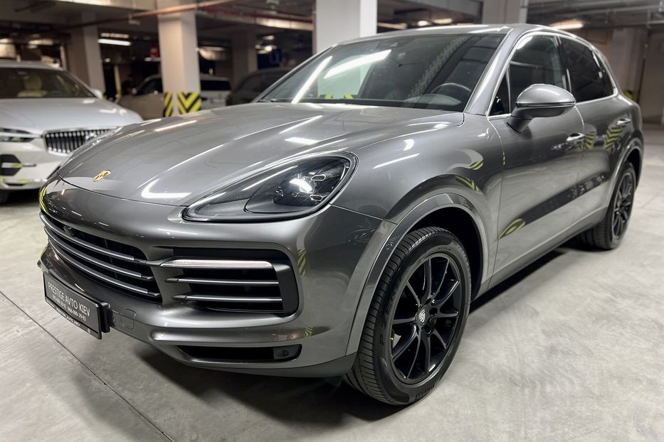 Продам Porsche Cayenne 2018 года в Киеве