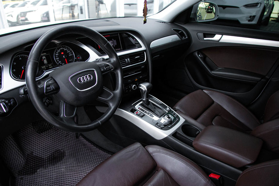 Продам Audi A4 Allroad 2015 года в Черновцах
