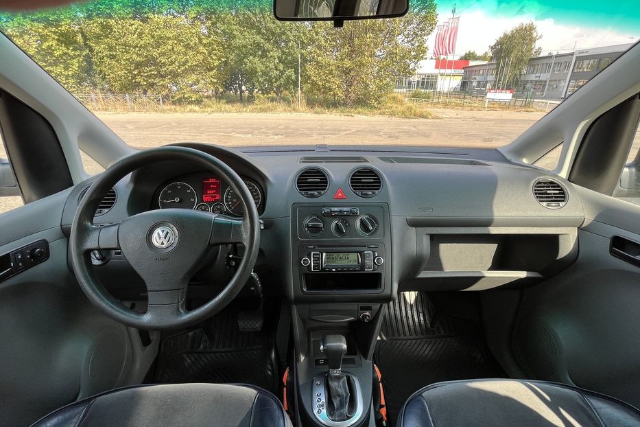 Продам Volkswagen Caddy пасс. Comfortline 2008 года в Николаеве