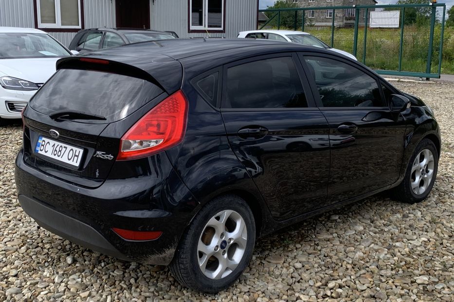 Продам Ford Fiesta 2011 года в Львове