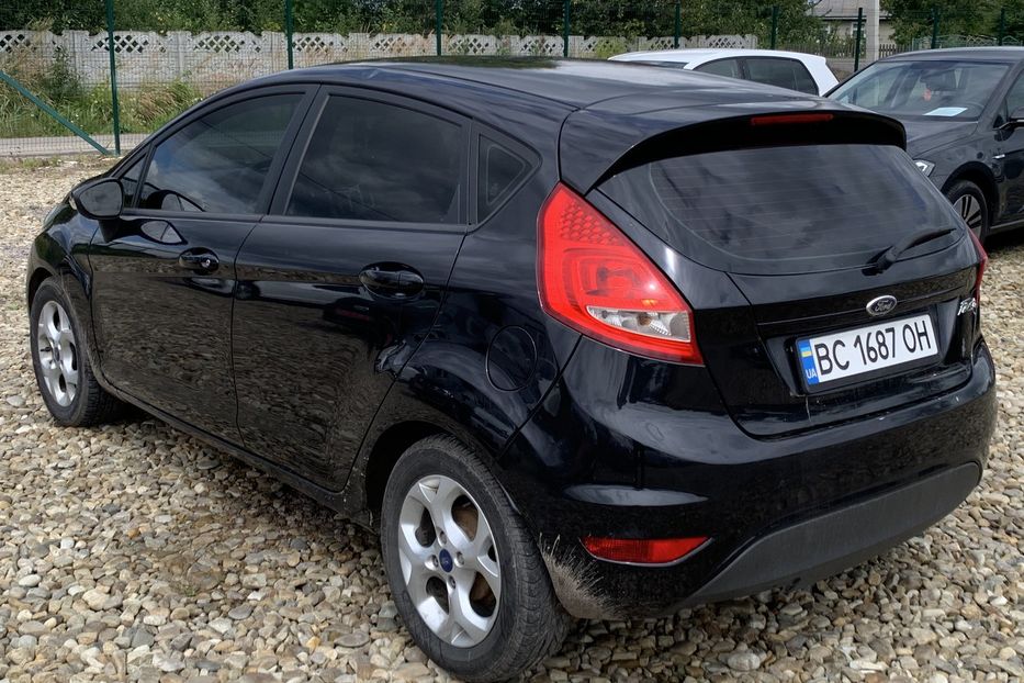 Продам Ford Fiesta 2011 года в Львове