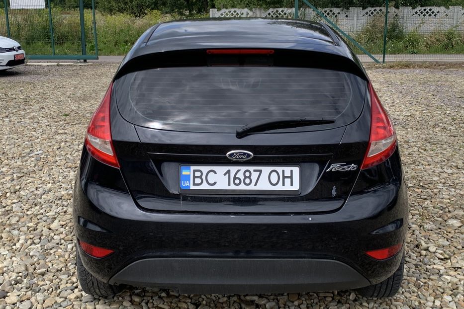 Продам Ford Fiesta 2011 года в Львове