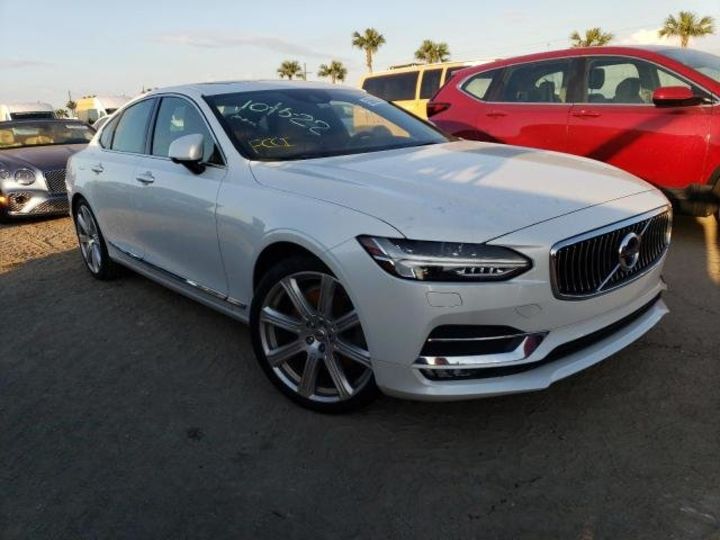 Продам Volvo S90 T6 INSCRIPTION 2017 года в Виннице