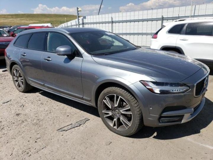 Продам Volvo V90 CROSS COUNTRY T6 INSCRIPTION  2017 года в Одессе