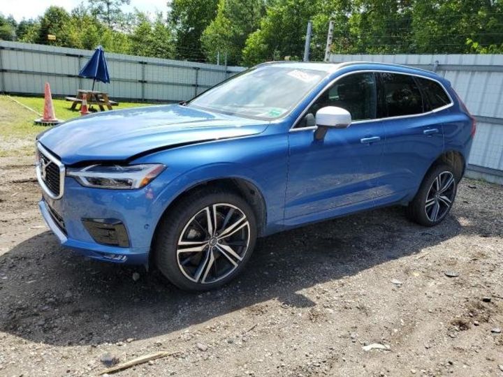 Продам Volvo XC60 T5 R-DESIGN 2018 года в Житомире