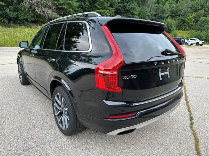 Продам Volvo XC90  T6  2017 года в Житомире