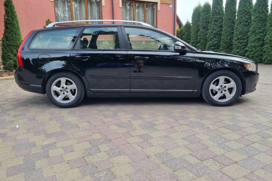 Продам Volvo V50 1.6 84kw Business Edition  2010 года в Тернополе