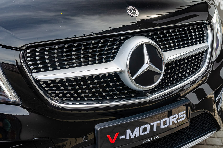 Продам Mercedes-Benz V-Class 300d Extra Long 2019 года в Киеве