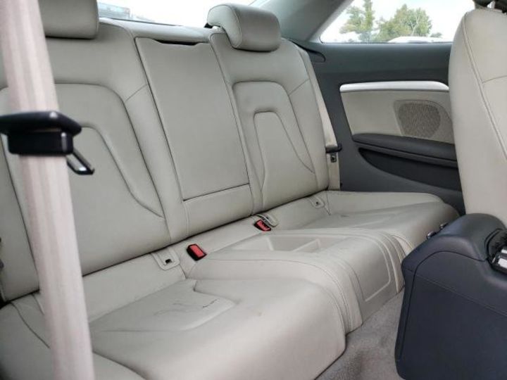 Продам Audi A5 PREMIUM PLUS 2011 года в Черновцах