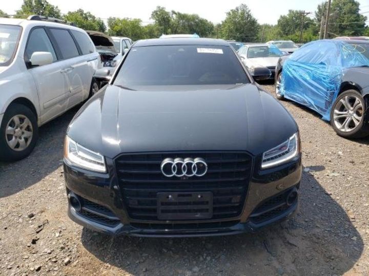 Продам Audi S8  QUATTRO 2017 года в Полтаве