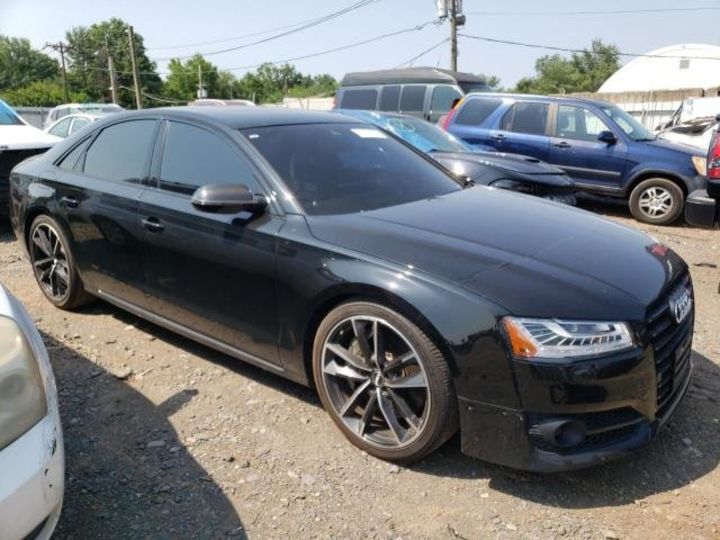 Продам Audi S8  QUATTRO 2017 года в Полтаве