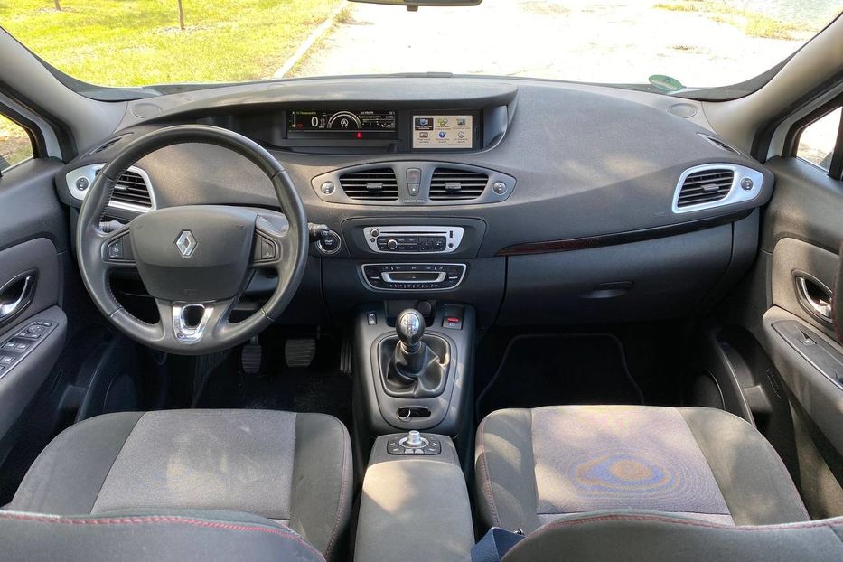 Продам Renault Scenic 2013 года в Днепре