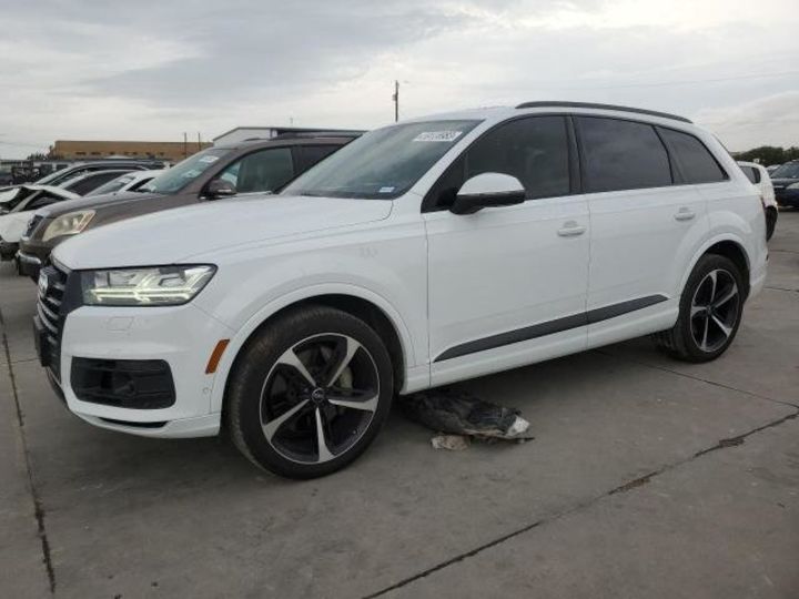 Продам Audi Q7  PRESTIGE 2018 года в Черновцах