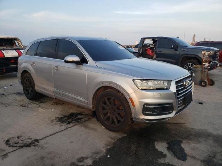 Продам Audi Q7  PRESTIGE 2017 года в г. Умань, Черкасская область