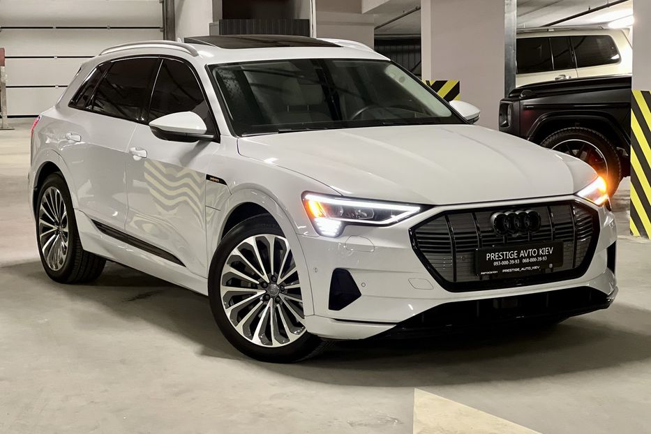 Продам Audi E-Tron 2019 года в Киеве