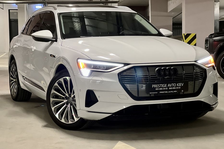 Продам Audi E-Tron 2019 года в Киеве